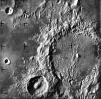 Povrch Měsíce - 720x707x256 (65 kB)
